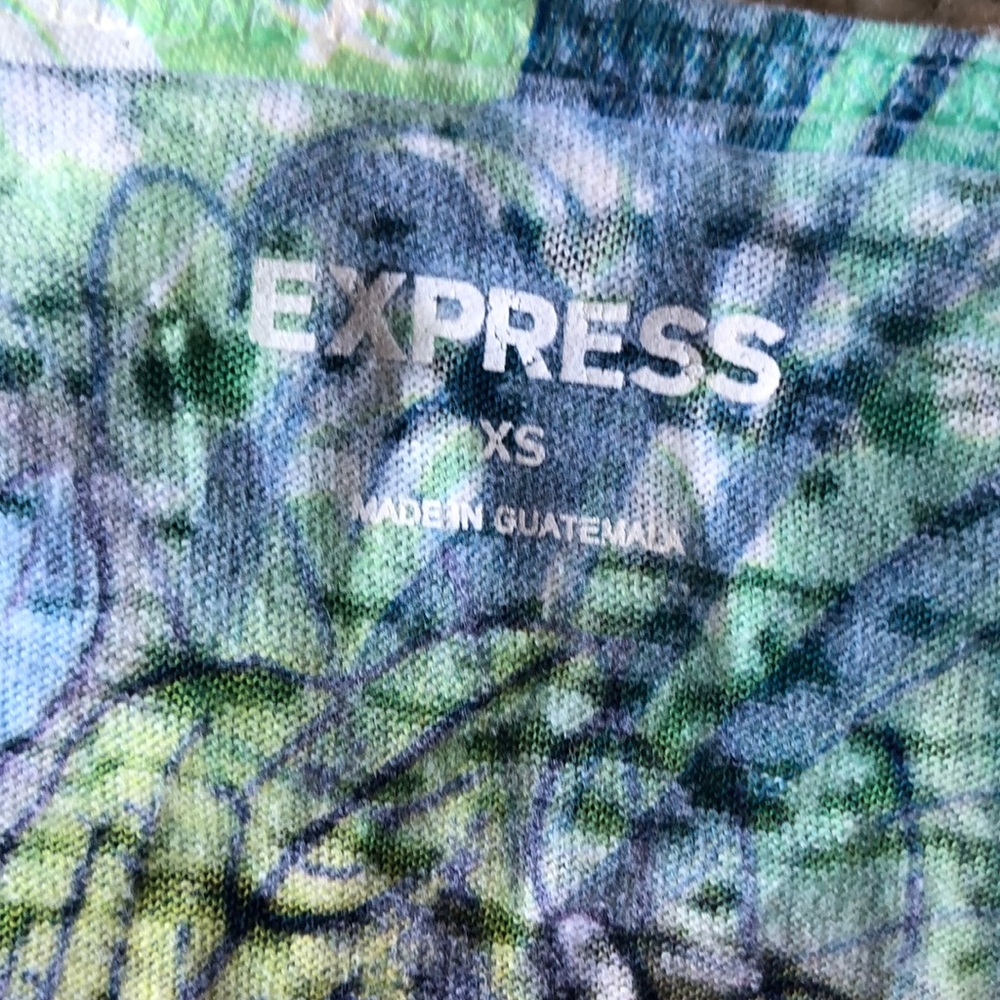 Express tank top - Picture 2 of 6